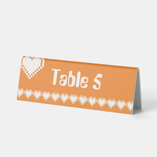 Plaque De Table Nos Coeurs à 8 bits en Tente de Table Orange