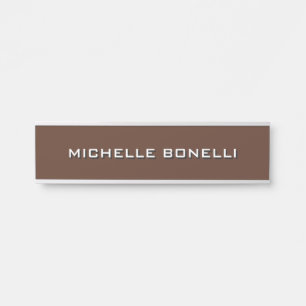 Plaque minimaliste Brown moderne