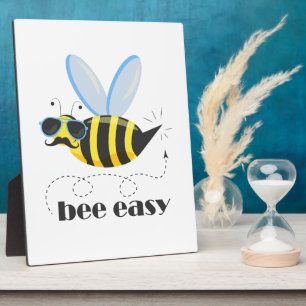 Plaque Photo Bee caractère avec mustache lunettes de soleil Bee