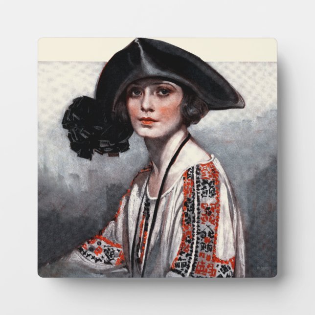 Plaque Photo Femme en blouse brodée (Devant)