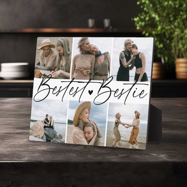 Plaque Photo Les amis de 'Bestest Bestie' tiennent un collage p (Créateur téléchargé)