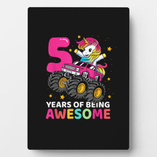 Plaque Photo Licorne de 5 ans conduisant un camion monstre 5e a