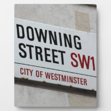 SIGNE DE RUE Downing