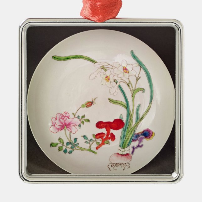 Plat de porcelaine, décoration rose de famille, (Devant)