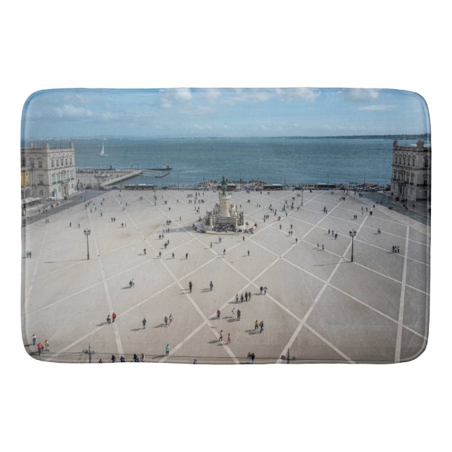Platz des Handels von oben in Lissabon, Portugal Badematte (Vorderseite)