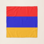 Platz Scarf mit der Flagge Armeniens Schal<br><div class="desc">Fügen Sie Ihrem Kleiderschrank eine Touch armenischen Stolzes mit unserem exklusiven quadratischen Schal mit der armenischen Fahne hinzu! Dieser Schal ist nicht nur ein stilvolles Accessoire, sondern auch eine Feier des reichen armenischen Erbes und der kulturellen Identität. Das lebendige Design zeigt die armenische Fahne deutlich an, wodurch dieser Schal eine...</div>