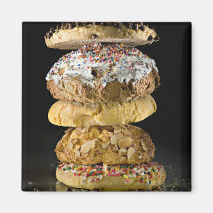 Plätzchen in einem Stapel Magnet