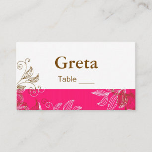 Platzkarten aus rosa und braunen Blüten