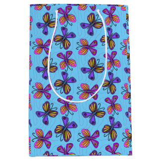 Playful Butterflies Mittlere Geschenktüte