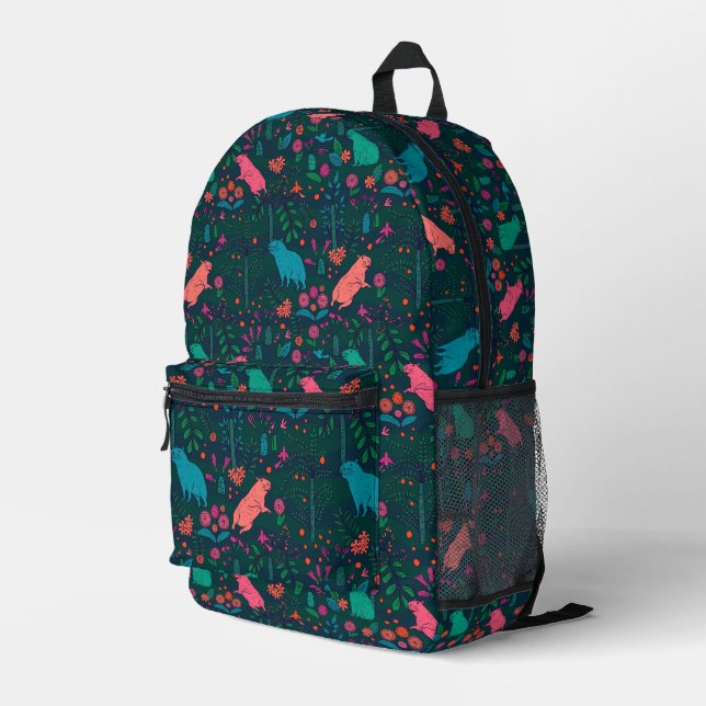 Playful Capybara in the Forest – Tropical Seamless Bedruckter Rucksack (Rückseitige Ecke Rechts)