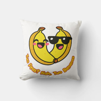 Playful Couple Cartoon – Unique Gifts & Apparel Kissen