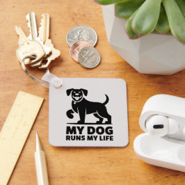 Playful Dog Outline "My Dog Runs My Life" Art Schlüsselanhänger