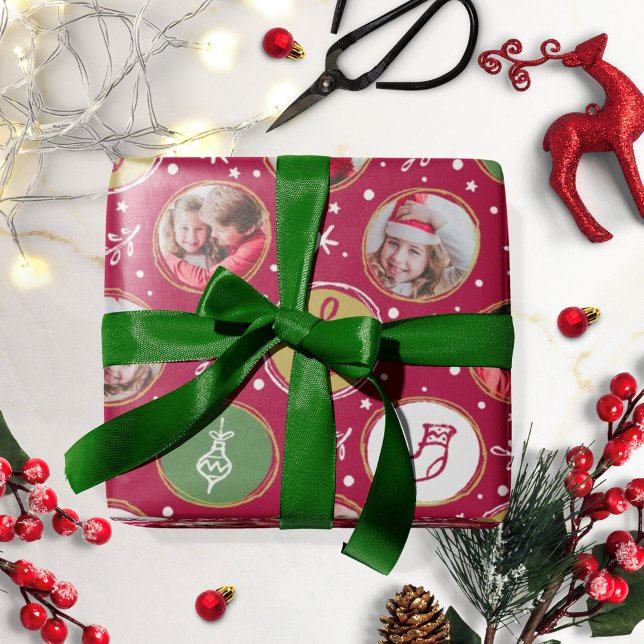 Playful Familie Foto Collage Weihnachten Rot Geschenkpapier (Von Creator hochgeladen)