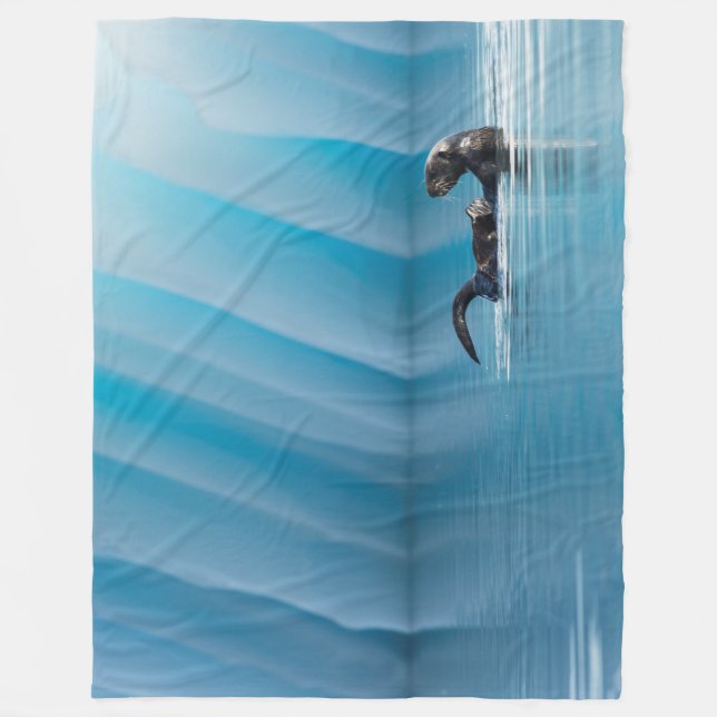 Playful Sea Otter Fleecedecke (Vorderseite)