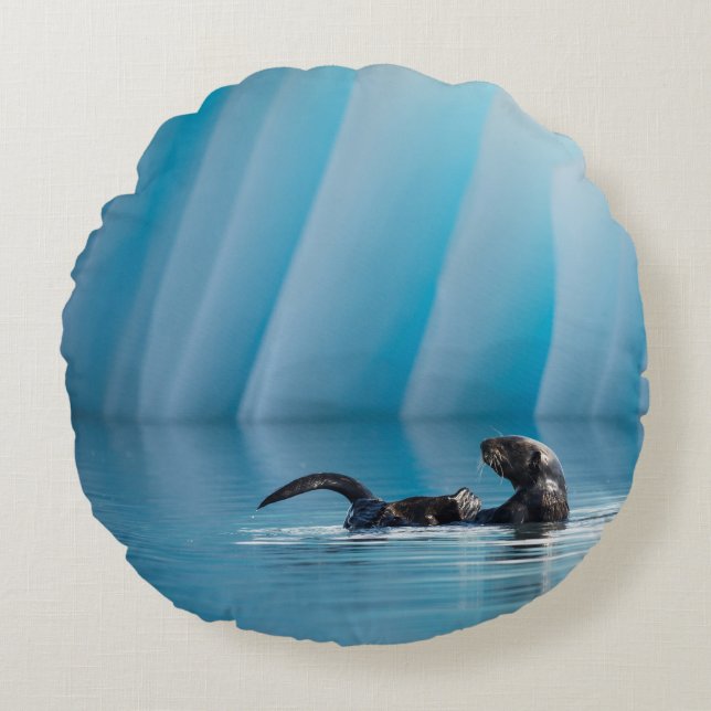 Playful Sea Otter Rundes Kissen (Vorderseite)