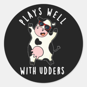 Plays gut mit Udders Funny Kuh Puff Dark BG Runder Aufkleber