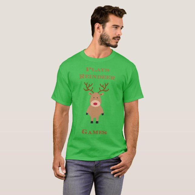 Plays Reindeer Games Christmas T-Shirt (Vorne ganz)
