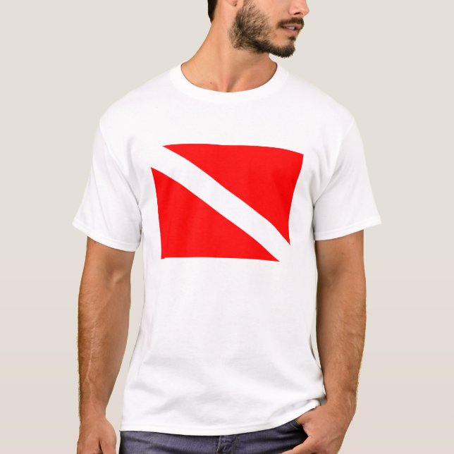 Plongeur au-dessous de T-shirt de drapeau (Devant)