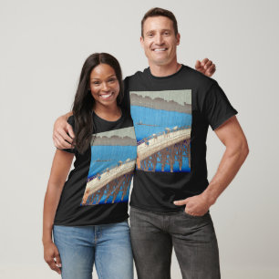 Plötzlicher Regenschauer über der Atake-Brücke, Ut T-Shirt