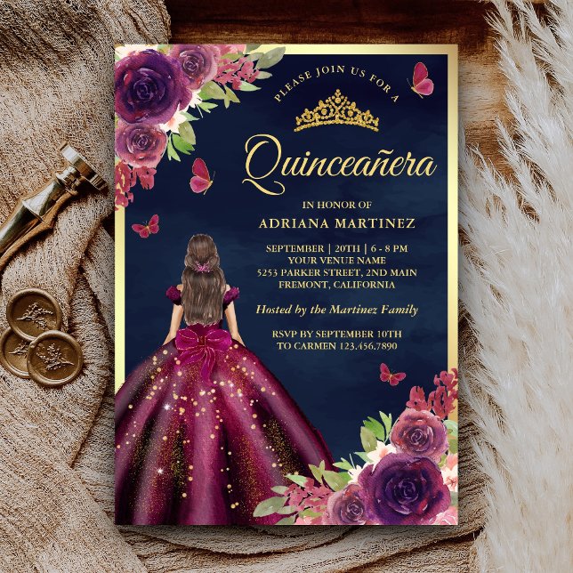 Plum Floral Butterfly Navy Blue Gold Quinceanera Einladung (Von Creator hochgeladen)