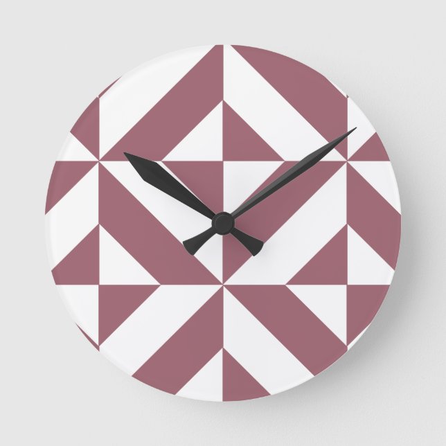 Plum Geometric Deco Cube Pattern Runde Wanduhr (Vorderseite)