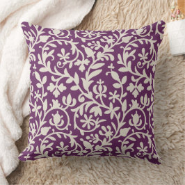 Plum Lila Floral Vines Patten Kissen