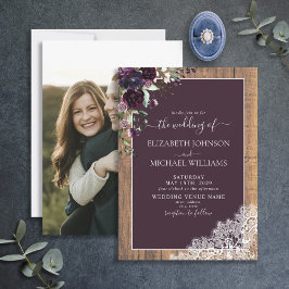 Plum Lila Rustic Wood Script Foto Wedding Einladung