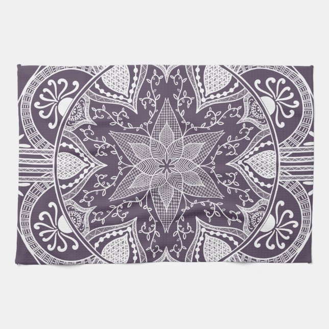 Plum Mandala Handtuch (Horizontal)