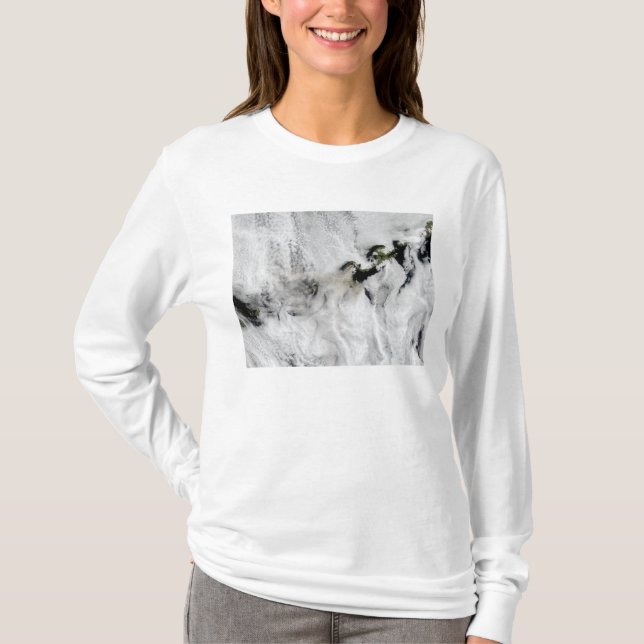Plume aus dem Okmok-Vulkan, den Aleutianinseln 2 T-Shirt (Vorderseite)