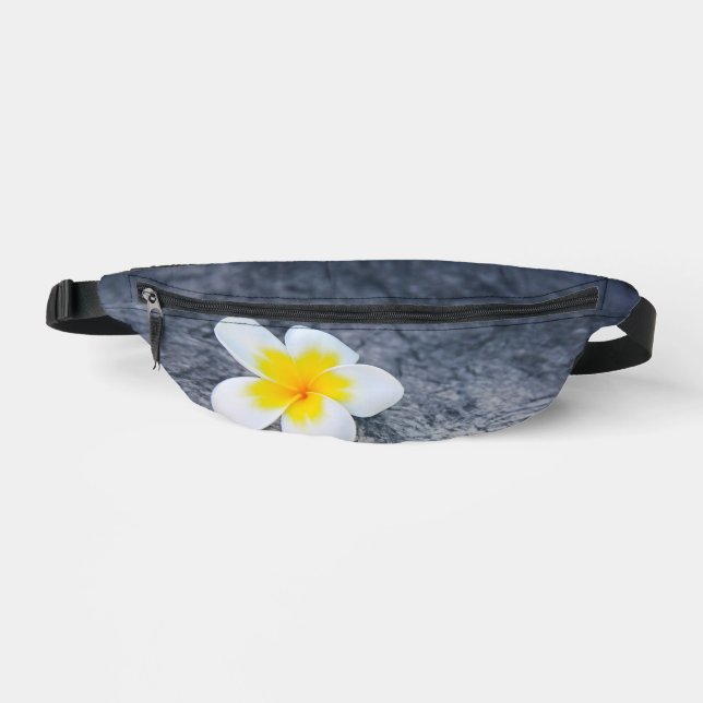 Plumeria Bauchtasche (Vorderseite)