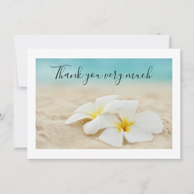 Plumeria Blume auf Sand danke Karte (Vorderseite)