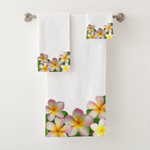 Plumeria-Blumen auf weißem Badehandtuch-Set Badhandtuch Set