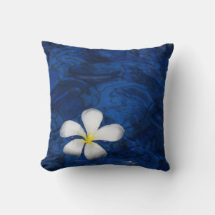 Plumeria Weiße Blume Florales Muster Kissen
