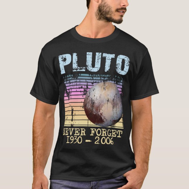 Pluto Never Forget T-Shirt design (Vorderseite)