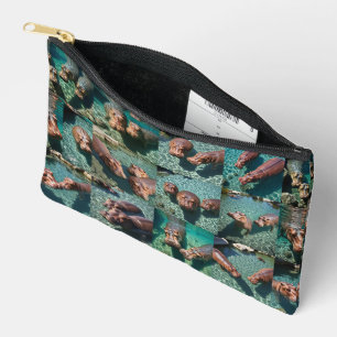 Pochette À Accessoires Hippopotames en jeu : un paradis d'étang,