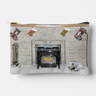 Pochette À Accessoires Peinture de Keeshond Puppy de Noël près de la chem