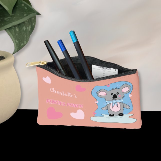 Pochette À Accessoires Pouch au crayon Koala et Coeurs roses avec nom (This cute cartoon koala pouch is perfect to hold writing supplies .)