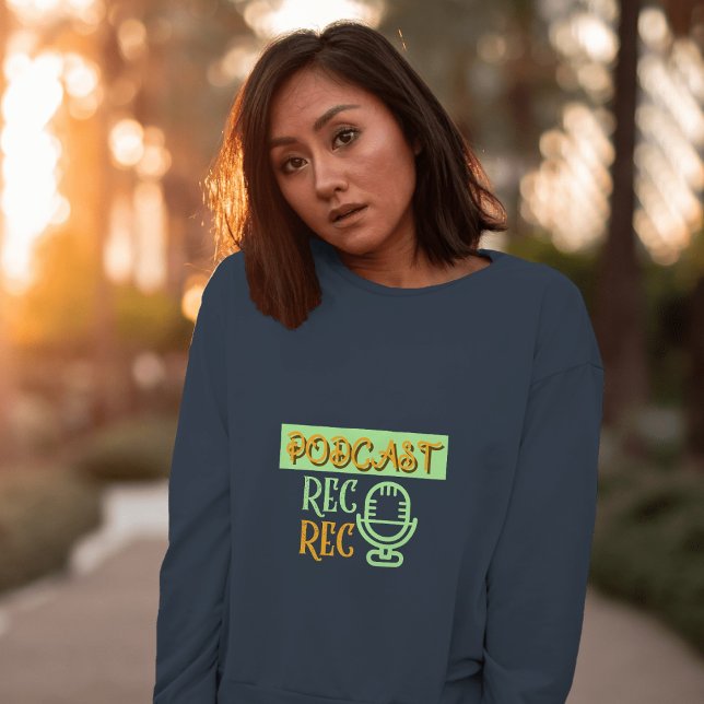 Podcasting Perfektion Sweatshirt (Von Creator hochgeladen)