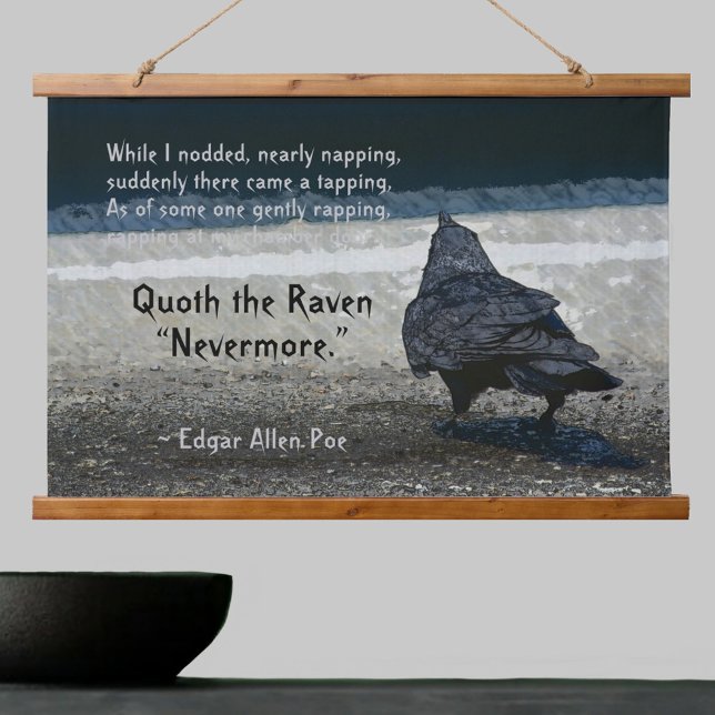 Poe's Raven Quote Gothic Wandteppich Mit Holzrahmen (Von Creator hochgeladen)