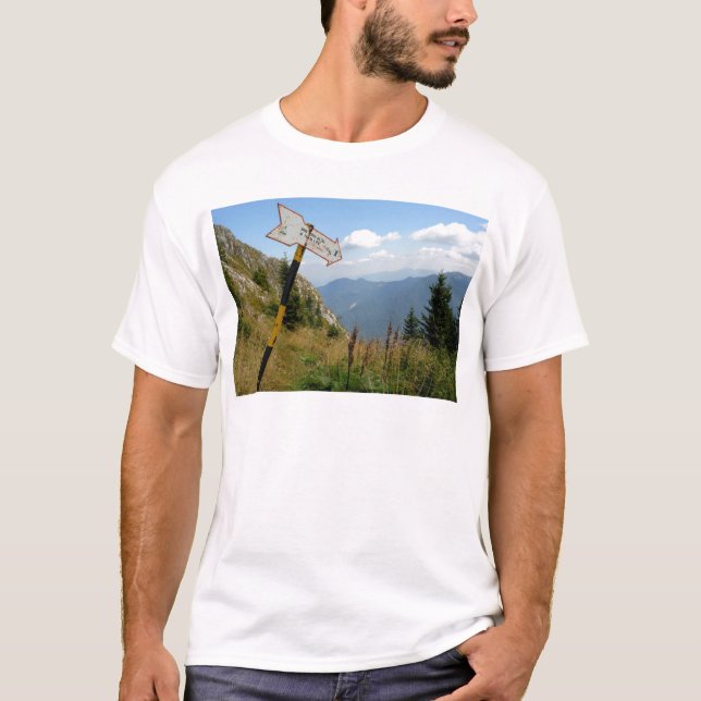 Poiana Brasov Romania View T-Shirt (Vorderseite)