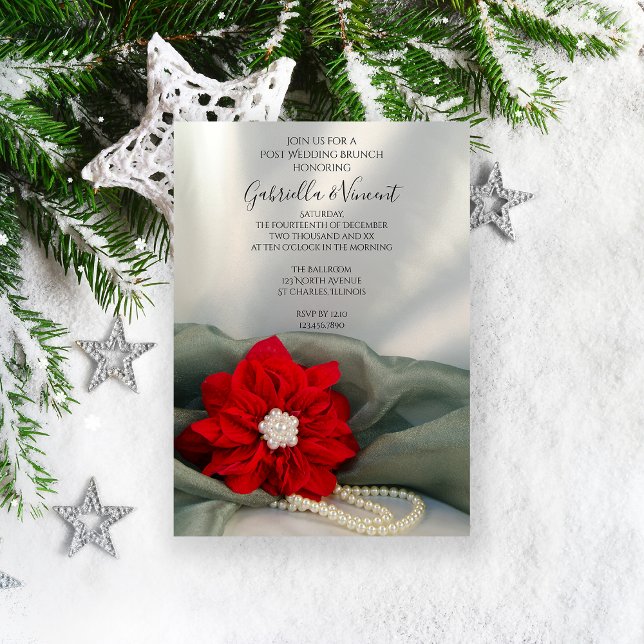 Poinsettia Pearls Grüner Winternachmittag Hochzeit Einladung (Set a festive tone with the Red Poinsettia and Pearls Winter Post Wedding Brunch Invitation.)