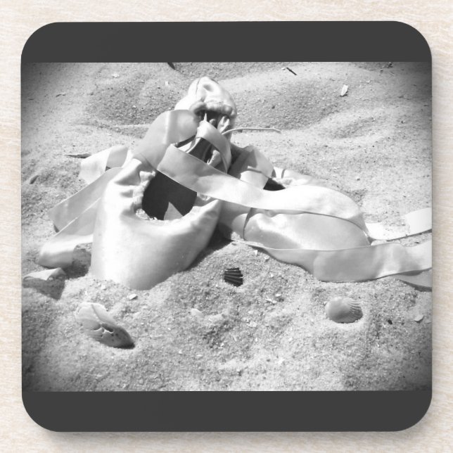 Pointe Schuhe auf dem Strand Getränkeuntersetzer (Vorderseite)