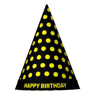 Points jaunes sur un chapeau de fête d'anniversair