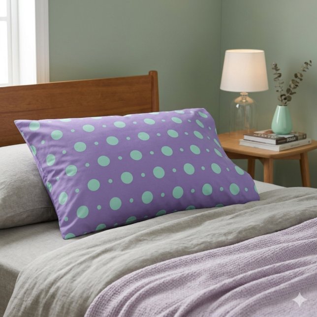 Points teal sur taie d'oreiller violette (Créateur téléchargé)
