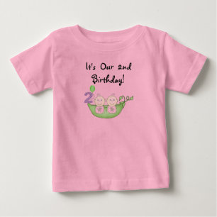 Pois jumeaux en 2ème T-shirts et cadeaux d'un