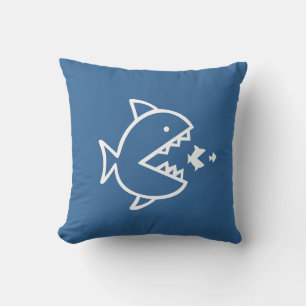 POISSON DE CARTOON blanc sur coussin bleu