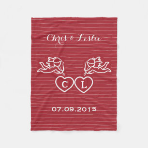 Polaire Le CUPIDON FRAPPE la couverture faite sur commande