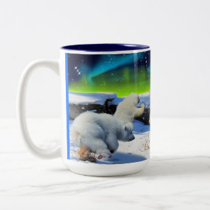 Polar Bear Cubs Spielen bei Snow Fantasy Art Tasse