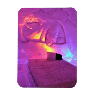 Polar Bear Room im Hotel de Glace, Quebec, Kanada Magnet