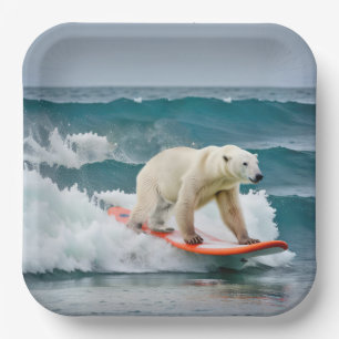 Polarbär auf einem Surfbrett Pappteller
